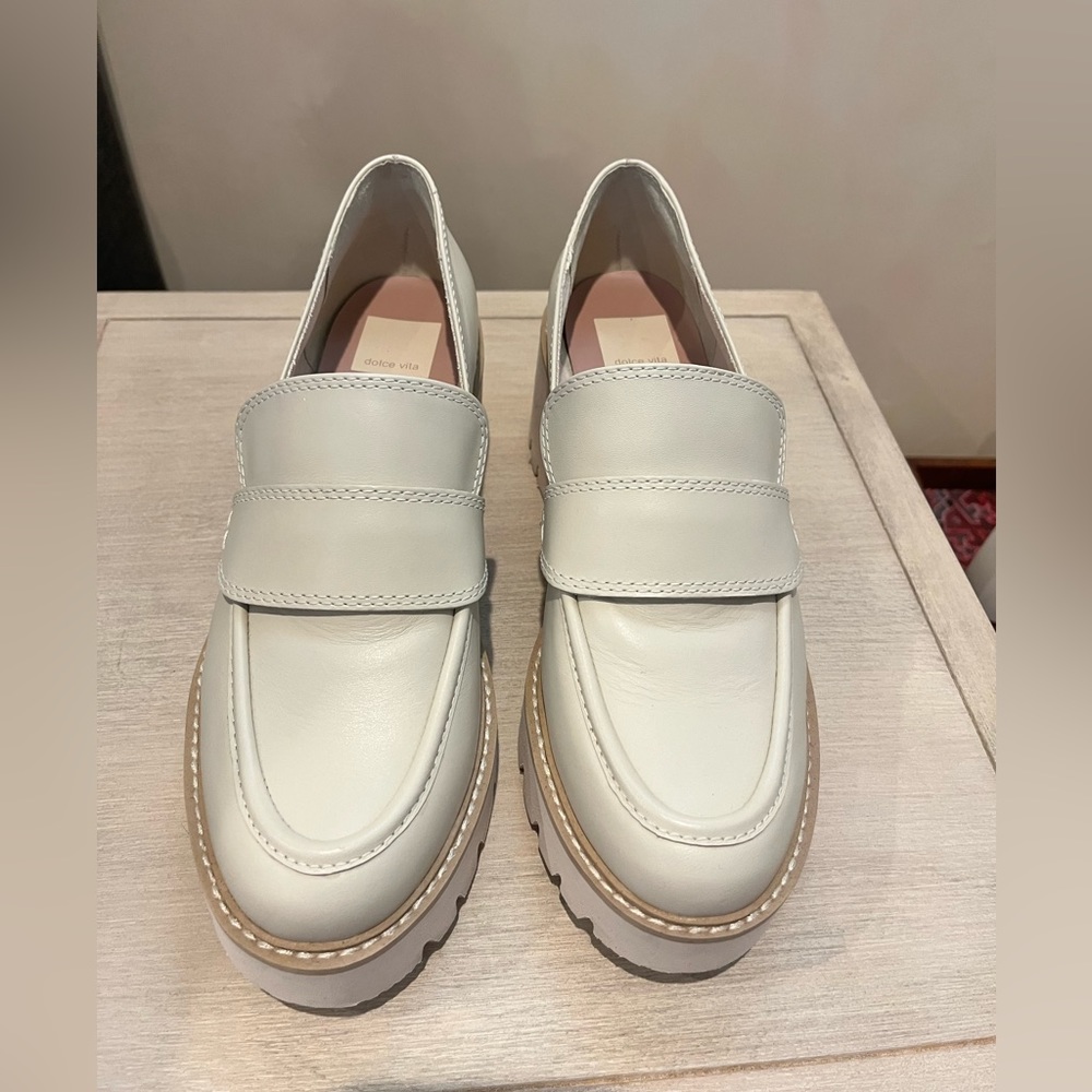 Dolce Vita ivory loafers size 7.5. Only worn around the house. Great condition. - Picture 2 of 7